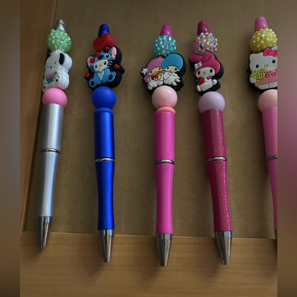 Hello kitty and friends handcrafted pens (pick one) - Picture 6 of 6